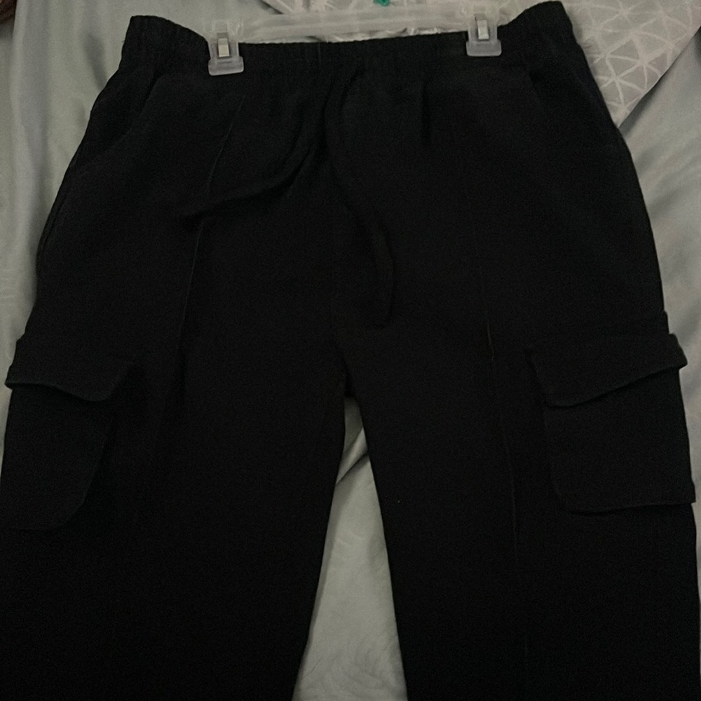 Black cargos